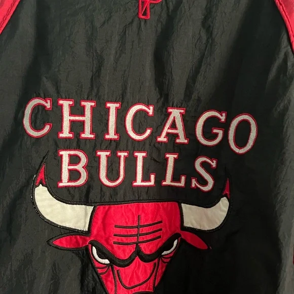 Chicago Bulls 1990’s Vintage NBA Pro Player Jacket (Size L) Men